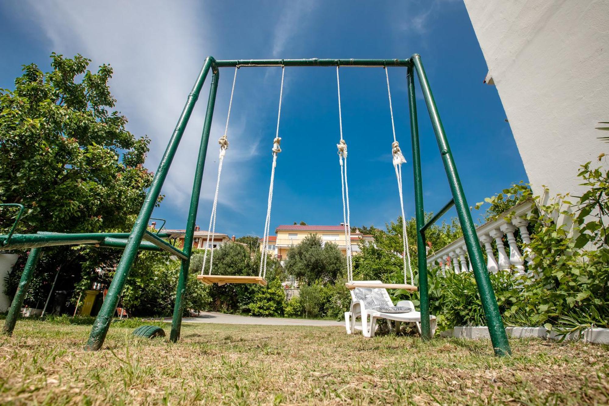 Lovely Meta Apartments Palit Exterior foto